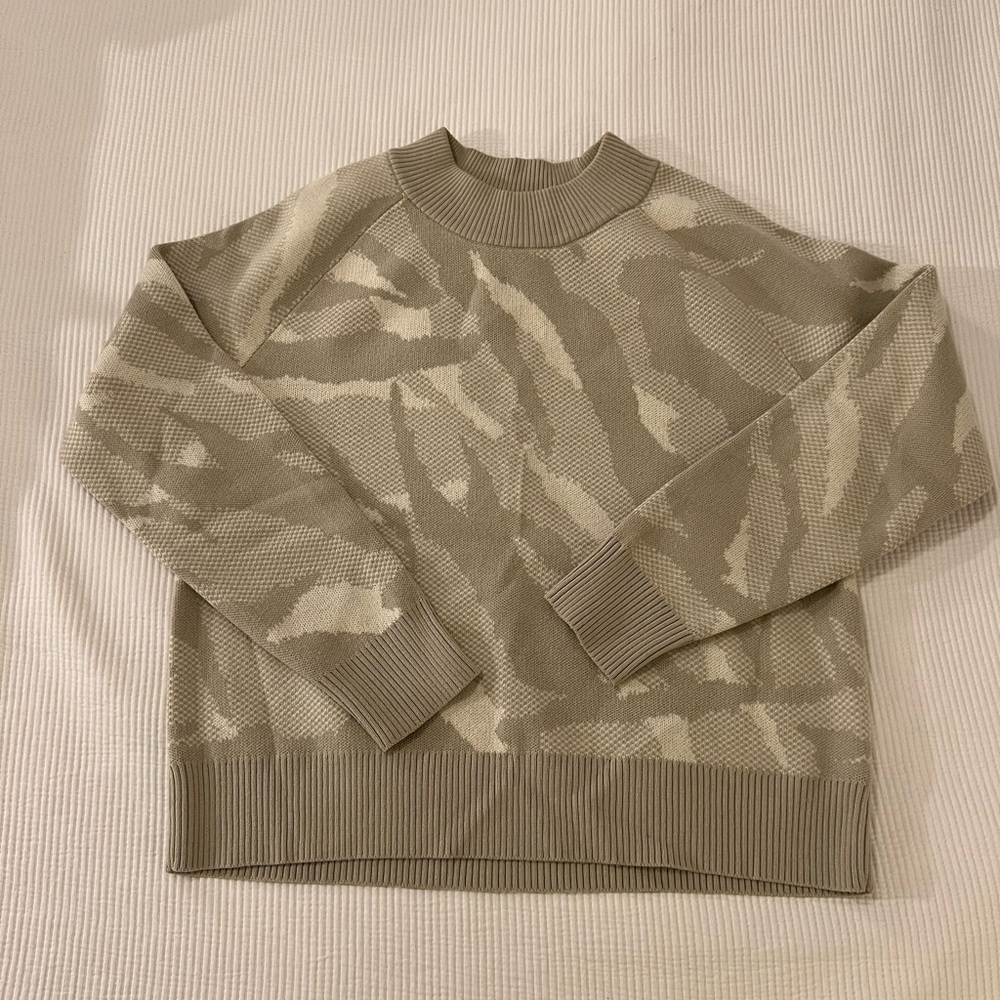 Athleta Jacquard Textured Camouflage Crew Sweater - Beige and Cream